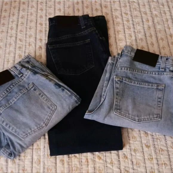 3 Pairs of New York &amp; Company Jeans - SIZE 4