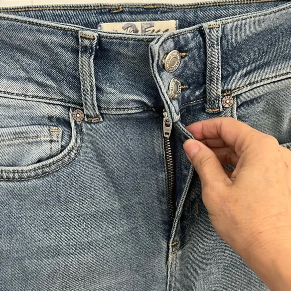 Free People We the Free Shayla Boot Cut Denim Blue Jeans Size 25 Western Rodeo