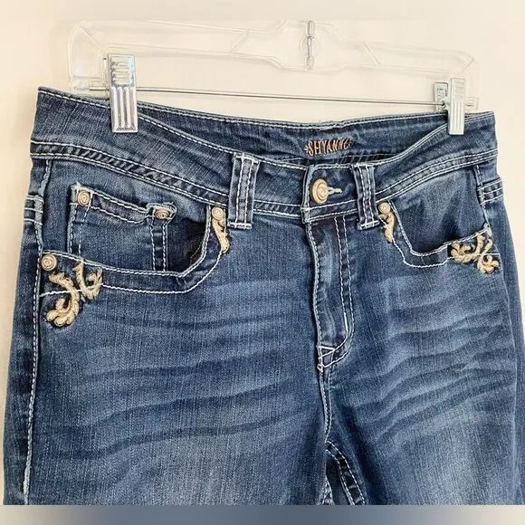 Shyanne bootcut (slight flare) embroidered pocket jeans size 29 (8/9) Short